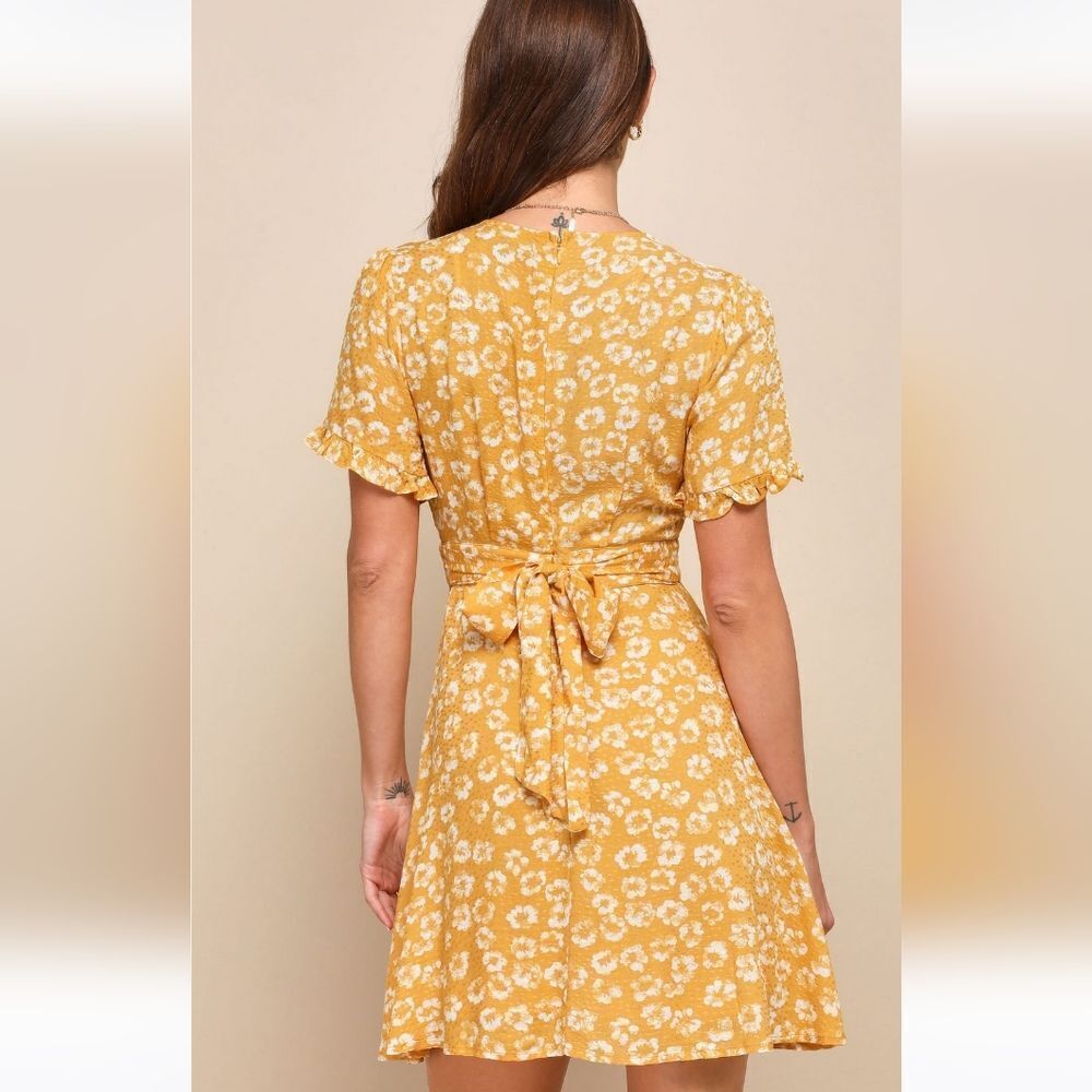 Lulus Garden Explorer Floral Print Mini Dress Size XL NWT - Picture 2 of 8